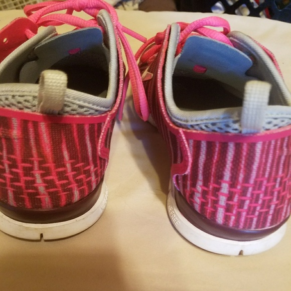 nikes size 8 - Picture 3 of 3